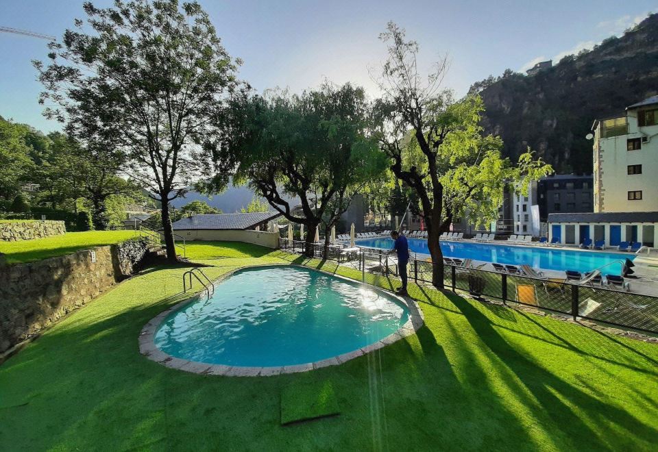 Hotel Carlemany 4*