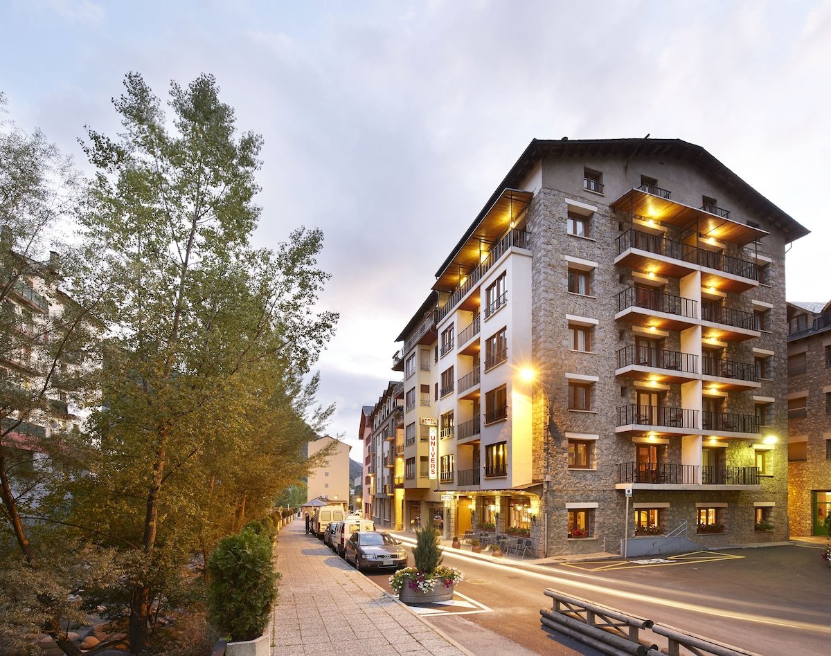 Hotel Univers