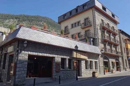Aparthotel Llempó
